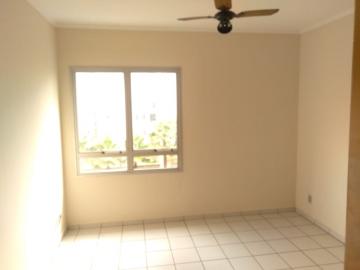 Apartamento / Kitnet em Ribeirão Preto Alugar por R$1.000,00