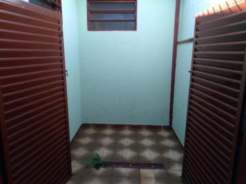 Alugar Casa / Padrão em Ribeirão Preto R$ 1.200,00 - Foto 4