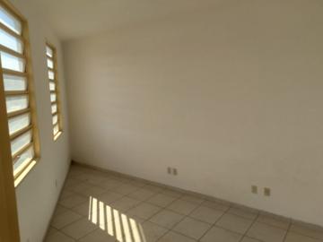Alugar Casa / Padrão em Ribeirão Preto R$ 1.320,00 - Foto 11