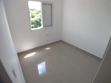 Alugar Apartamento / Padrão em Ribeirão Preto R$ 1.300,00 - Foto 3