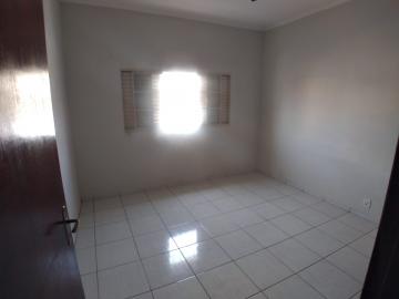 Alugar Casa / Padrão em Ribeirão Preto R$ 1.200,00 - Foto 5