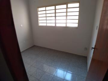 Alugar Casas / Padrão em Ribeirão Preto R$ 1.200,00 - Foto 8