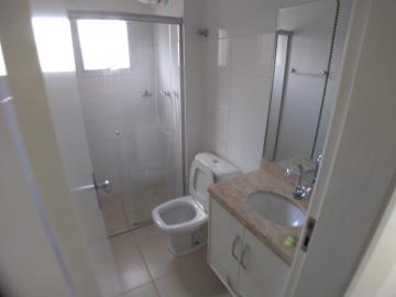 Alugar Apartamentos / Padrão em Ribeirão Preto R$ 1.300,00 - Foto 11