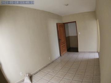 Alugar Casa / Padrão em Ribeirão Preto R$ 512,00 - Foto 3