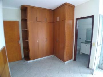 Alugar Apartamento / Padrão em Ribeirão Preto R$ 2.000,00 - Foto 13