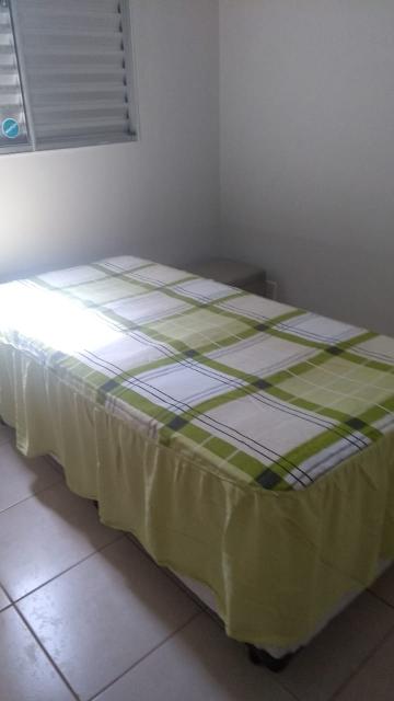 Alugar Apartamento / Padrão em Ribeirão Preto R$ 1.100,00 - Foto 4