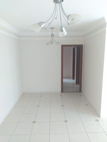 Alugar Apartamento / Padrão em Ribeirão Preto R$ 1.700,00 - Foto 4