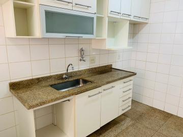 Alugar Apartamento / Padrão em Ribeirão Preto R$ 2.200,00 - Foto 6