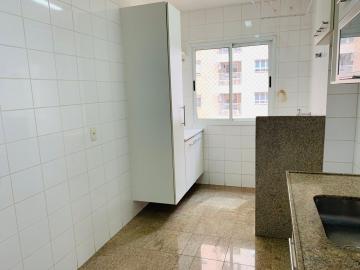 Alugar Apartamento / Padrão em Ribeirão Preto R$ 2.200,00 - Foto 8