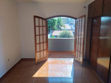 Alugar Casa / Padrão em Ribeirão Preto R$ 1.200,00 - Foto 4