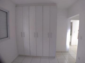 Alugar Apartamento / Padrão em Ribeirão Preto R$ 900,00 - Foto 10