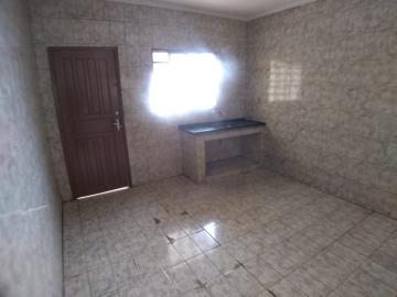 Alugar Casa / Padrão em Ribeirão Preto R$ 900,00 - Foto 4