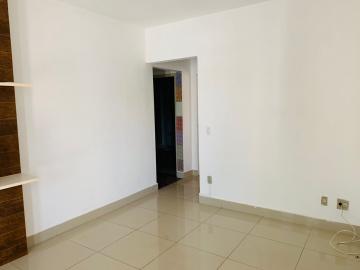 Alugar Casa / Padrão em Ribeirão Preto R$ 1.400,00 - Foto 2