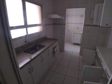 Alugar Apartamento / Padrão em Ribeirão Preto R$ 600,00 - Foto 4