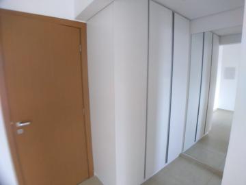 Alugar Apartamento / Padrão em Ribeirão Preto R$ 1.500,00 - Foto 6