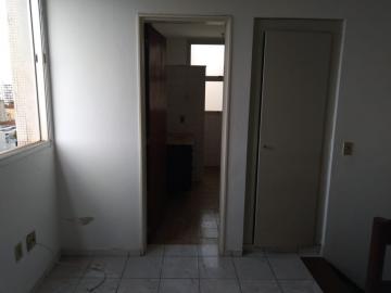 Alugar Apartamentos / Padrão em Ribeirão Preto R$ 1.000,00 - Foto 8