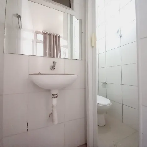 Alugar Apartamento / Padrão em Ribeirão Preto R$ 900,00 - Foto 18