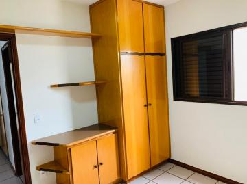 Alugar Apartamento / Padrão em Ribeirão Preto R$ 1.600,00 - Foto 14