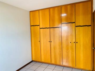 Alugar Apartamento / Padrão em Ribeirão Preto R$ 1.600,00 - Foto 21