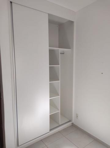 Alugar Apartamento / Padrão em Ribeirão Preto R$ 1.300,00 - Foto 17