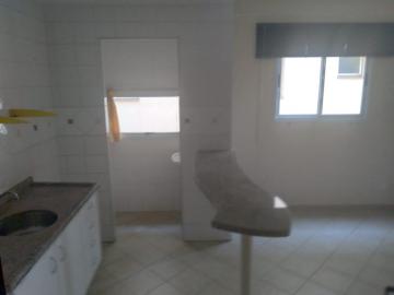 Alugar Apartamentos / Padrão em Ribeirão Preto R$ 700,00 - Foto 2