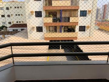 Alugar Apartamentos / Padrão em Ribeirão Preto R$ 800,00 - Foto 3