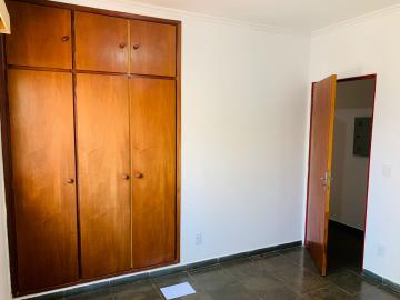 Alugar Apartamentos / Padrão em Ribeirão Preto R$ 800,00 - Foto 14