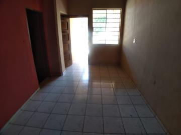 Alugar Casa / Padrão em Ribeirão Preto R$ 800,00 - Foto 6