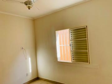 Alugar Casa / Padrão em Ribeirão Preto R$ 1.100,00 - Foto 17