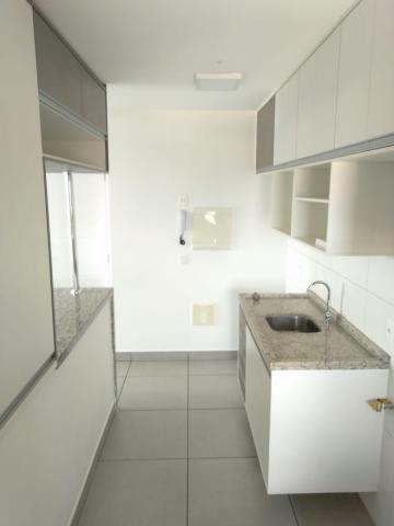 Alugar Apartamento / Padrão em Ribeirão Preto R$ 2.100,00 - Foto 5