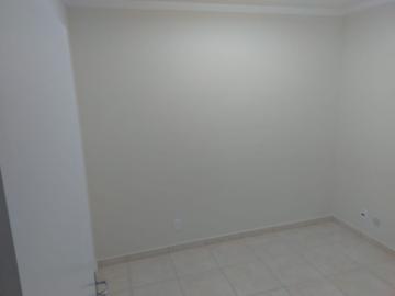 Alugar Apartamento / Padrão em Bonfim Paulista R$ 800,00 - Foto 9