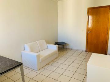 Alugar Apartamento / Padrão em Ribeirão Preto R$ 1.450,00 - Foto 3