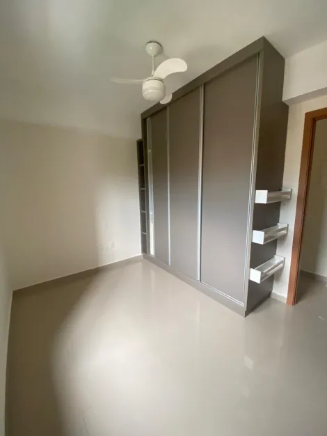 Alugar Apartamento / Padrão em Ribeirão Preto R$ 2.000,00 - Foto 9