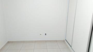 Alugar Apartamento / Padrão em Ribeirão Preto R$ 1.100,00 - Foto 13