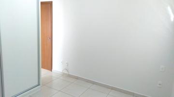 Alugar Apartamento / Padrão em Ribeirão Preto R$ 1.100,00 - Foto 14