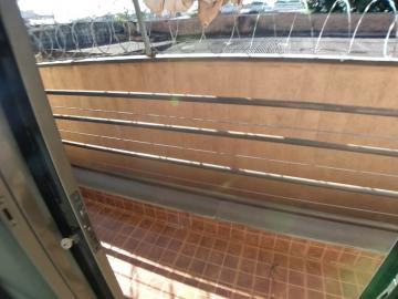 Alugar Apartamento / Padrão em Ribeirão Preto R$ 700,00 - Foto 4