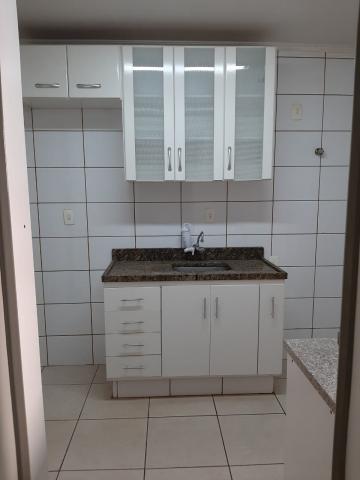 Alugar Apartamento / Padrão em Ribeirão Preto R$ 800,00 - Foto 8