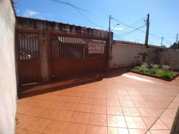 Alugar Casas / Padrão em Ribeirão Preto R$ 1.700,00 - Foto 1
