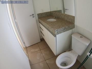 Alugar Apartamento / Padrão em Ribeirão Preto R$ 1.700,00 - Foto 11