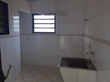 Alugar Casa / Padrão em Ribeirão Preto R$ 1.600,00 - Foto 15