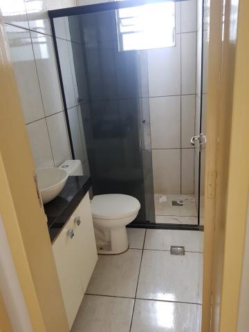 Alugar Apartamento / Padrão em Ribeirão Preto R$ 900,00 - Foto 9