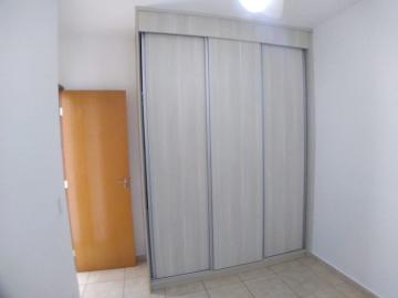 Alugar Apartamento / Padrão em Ribeirão Preto R$ 1.100,00 - Foto 12