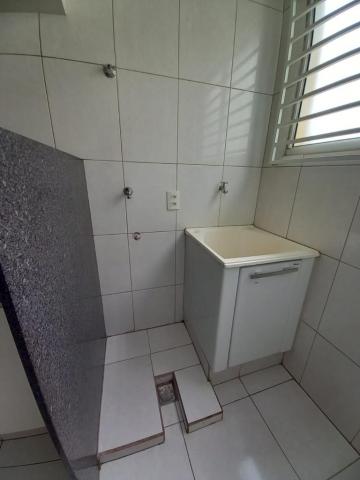 Alugar Apartamento / Padrão em Ribeirão Preto R$ 850,00 - Foto 16