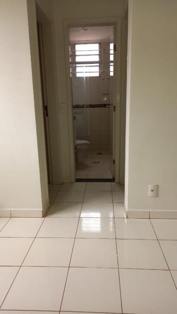 Alugar Apartamento / Padrão em Ribeirão Preto R$ 850,00 - Foto 13