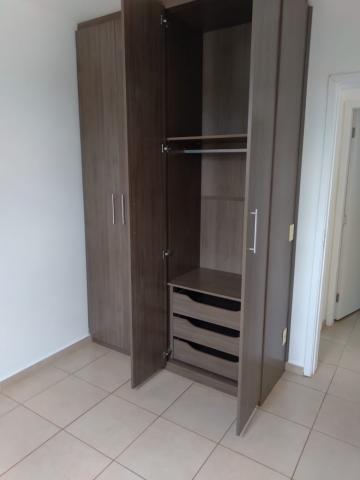 Alugar Apartamento / Padrão em Ribeirão Preto R$ 1.200,00 - Foto 13