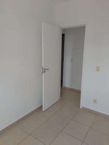 Alugar Apartamento / Padrão em Ribeirão Preto R$ 1.200,00 - Foto 17