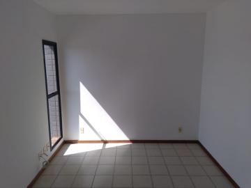 Alugar Apartamento / Padrão em Ribeirão Preto R$ 1.100,00 - Foto 4