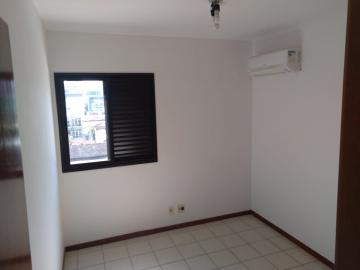 Alugar Apartamento / Padrão em Ribeirão Preto R$ 1.100,00 - Foto 9