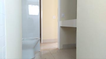 Alugar Apartamento / Padrão em Ribeirão Preto R$ 1.400,00 - Foto 12