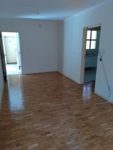 Alugar Apartamento / Padrão em Ribeirão Preto R$ 850,00 - Foto 2